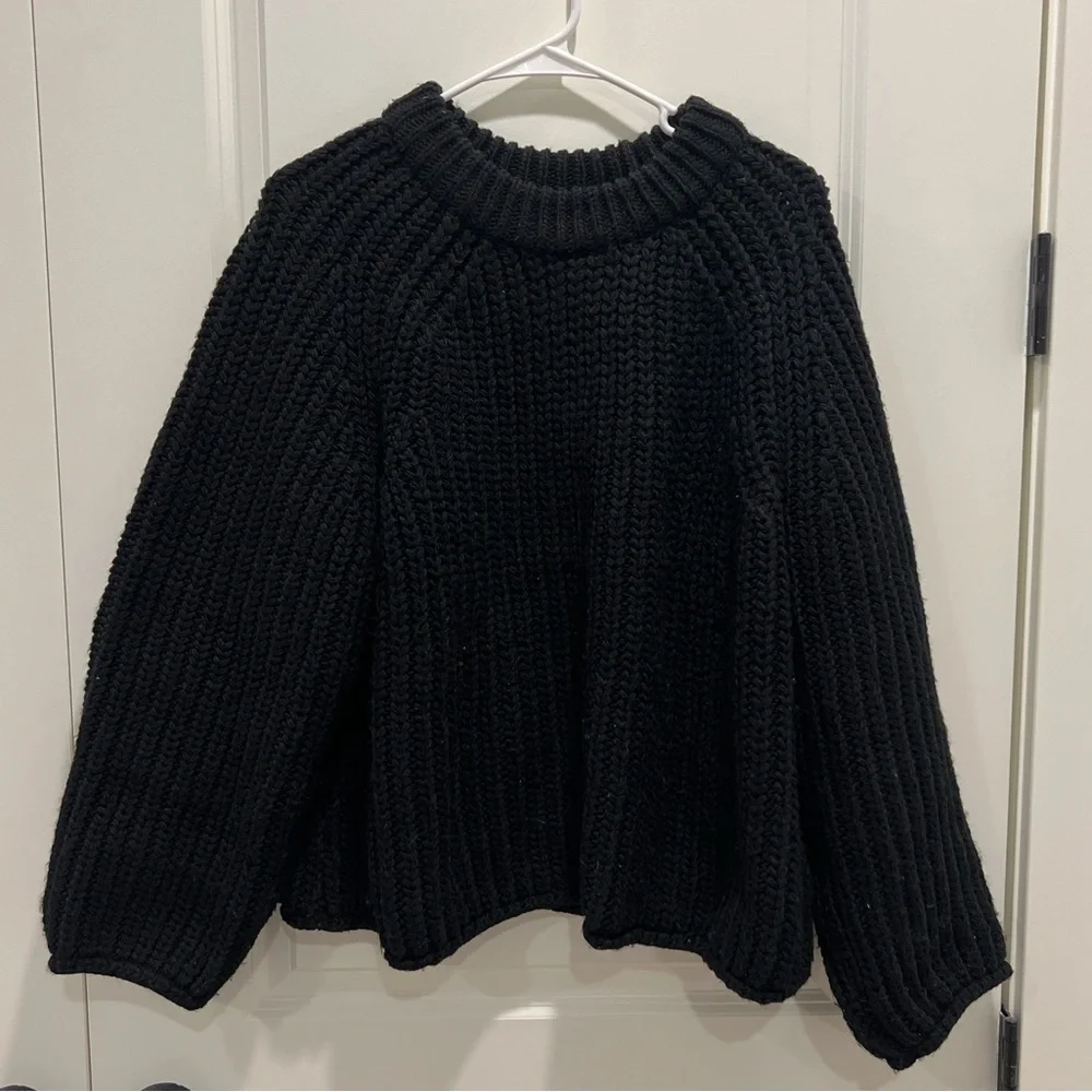 H&M Black Chunky Knit Sweater Balloon Sleeve Size Large
